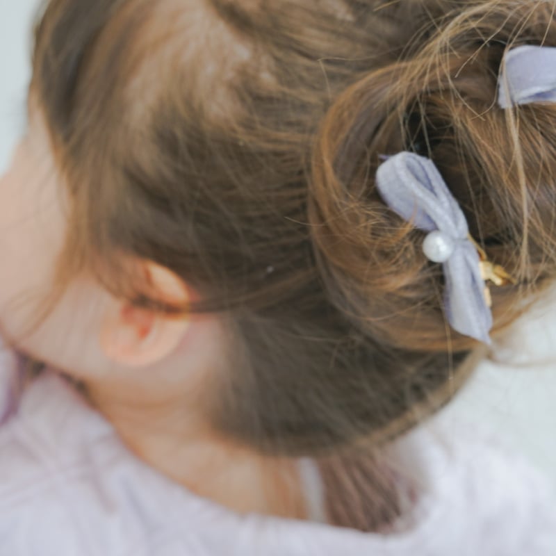 Velvet ribbon pin 2pc set - pearl | june -littl