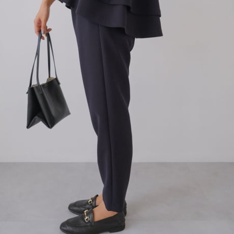 ladies Straight tuck pants / navy