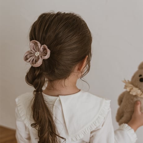 Flower tie / dusty pink flower