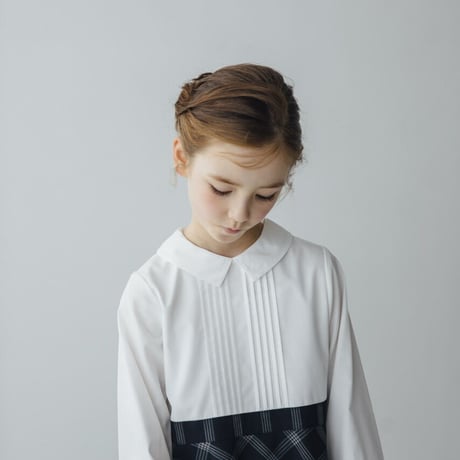 Nina / white navy