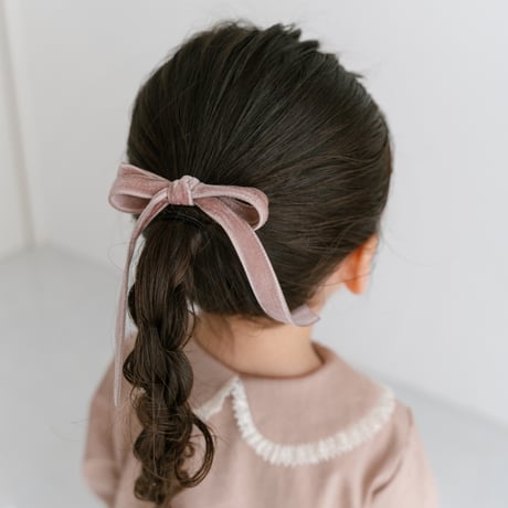 Double velvet ribbon tie