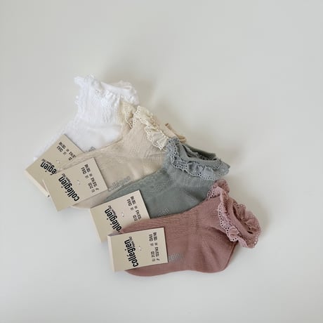 Collegien / Marie-Antoinette - Lightweight Pointelle Socks with Broderie Anglaise
