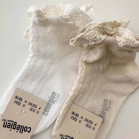 Collegien / Annette - Lightweight Pointelle Socks with Lace Frill