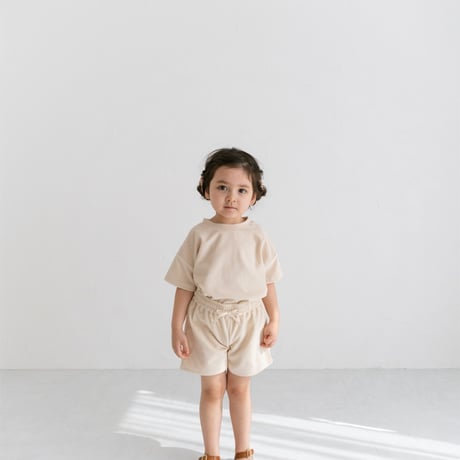 Short pants / milk