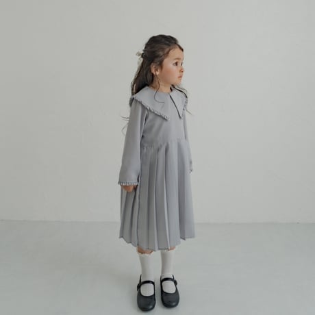 Lily / Pail blue