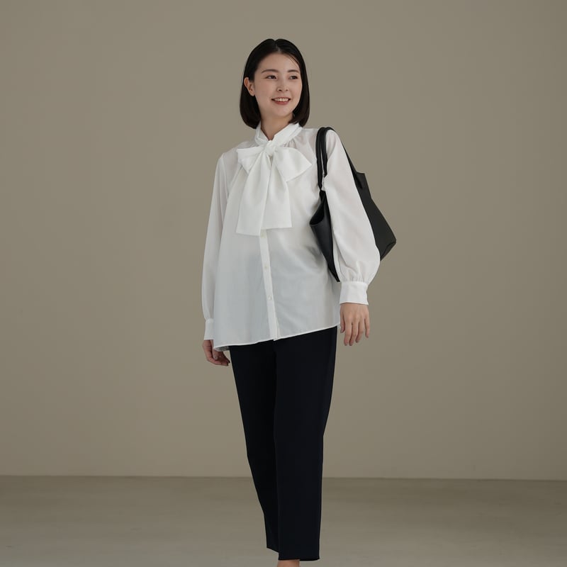 OHGA　オーガ　ボウタイブラウス　BOWTIE BLOUSE　ホワイト BOWTIE BLOUSE | OHGA