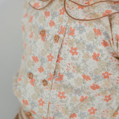 Double button blouse / autumn cream flower