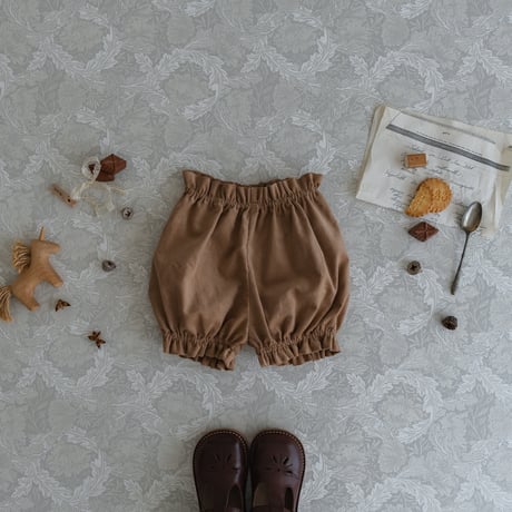 Pumpkin pants / chai