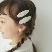 Oval pin 2 pc set / Milk & Powder petal
