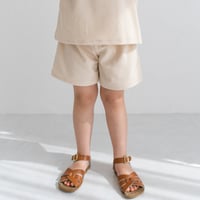 Short pants / milk