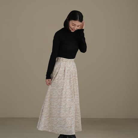 ladies Maison Flare skirt / milk tea jacquard