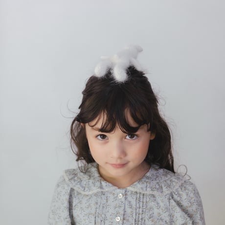 White snow dress / blue flower