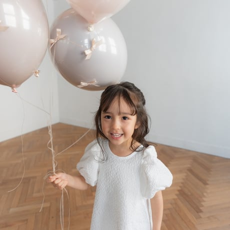 kids Back ribbon dress / white
