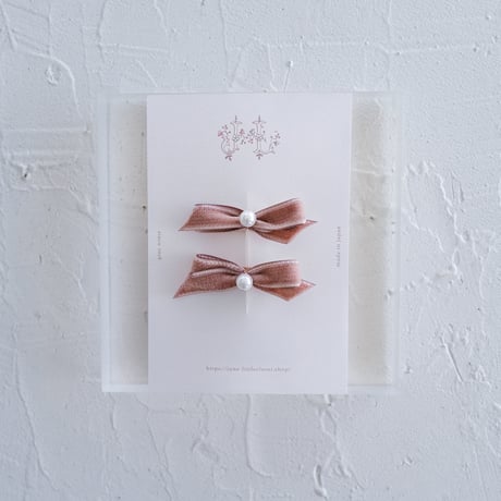 Velvet ribbon pin 2pc set - pearl