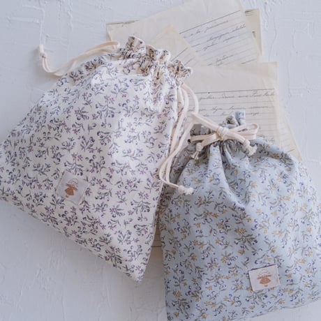 Drawstring bag / cream flower