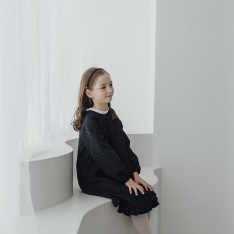 Laria / black