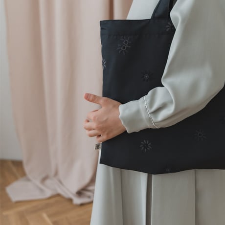 Embroidery bag / Black