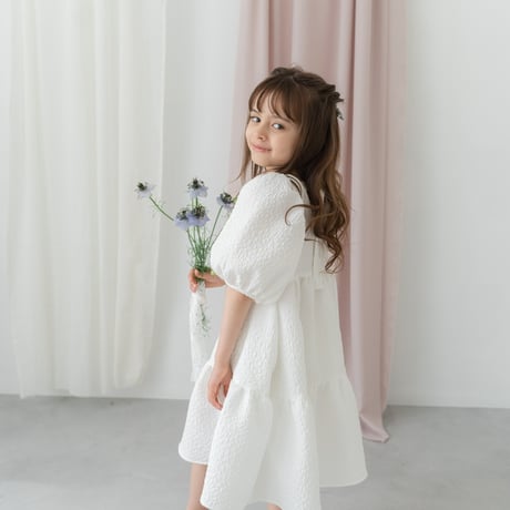 kids Back ribbon dress / white