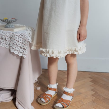 Collegien / Annette - Lightweight Pointelle Socks with Lace Frill