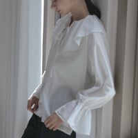 ladies Flare blouse / white