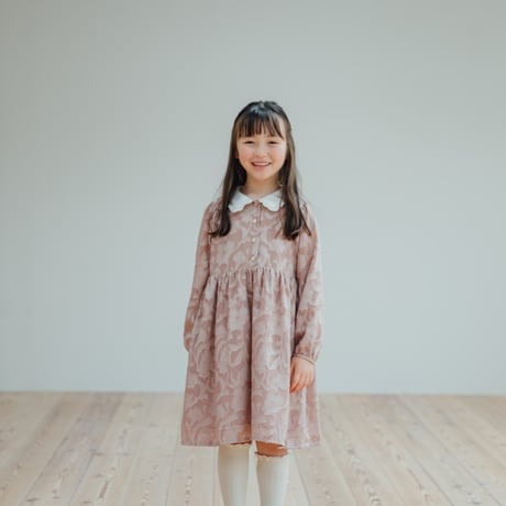 Anna / dusty pink flower