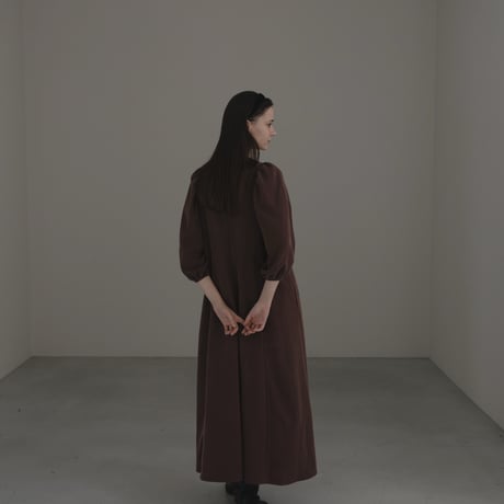 ladies Puff sleeve dress / chocolate