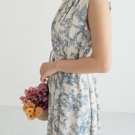 ladies Sleeve less gather dress / toile de jouy - vanilla