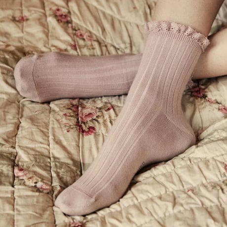 Collegien / Lili - Lace Trim Ribbed Ankle Socks