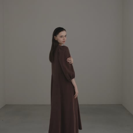 ladies Puff sleeve dress / chocolate