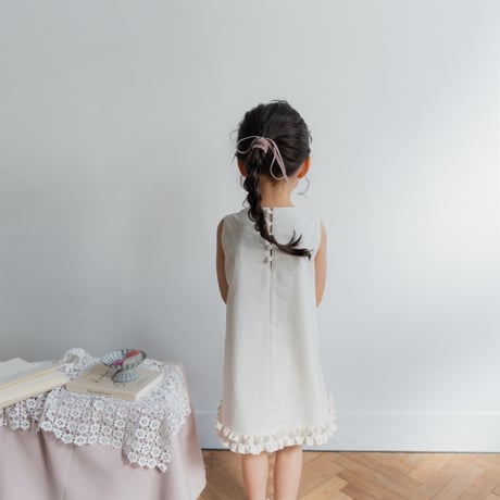 Cloudy dress / milk