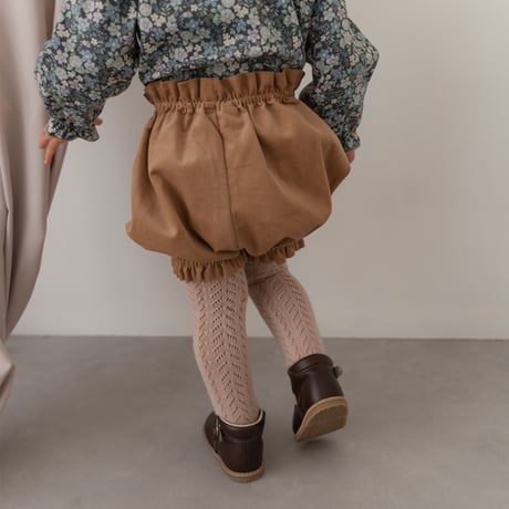 Pumpkin pants / chai