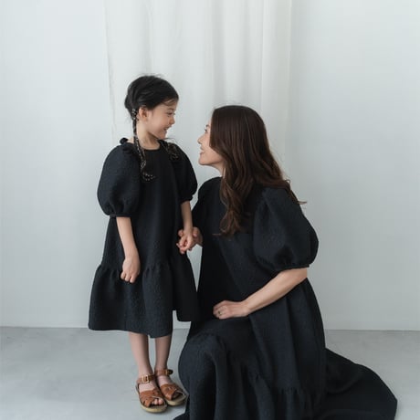 kids Back ribbon dress / black