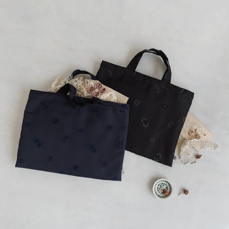 Embroidery bag / Black