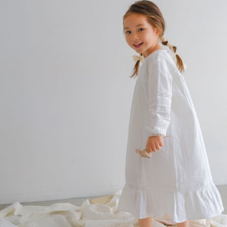 Night dress  / white
