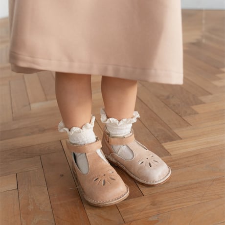 Collegien / Annette - Lightweight Pointelle Socks with Lace Frill