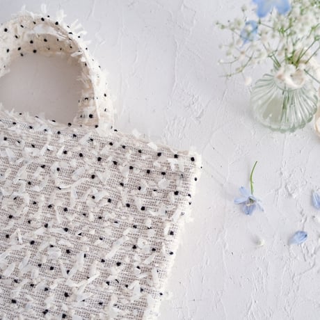 Pompom tote bag / cream dot