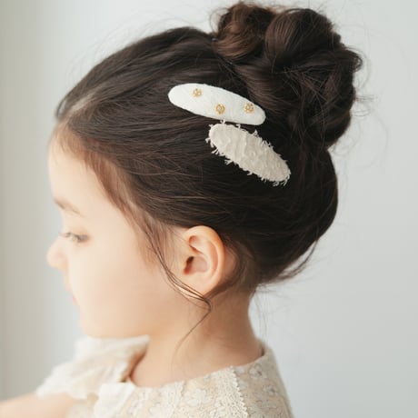 Oval pin 2 pc set / Milk & Powder petal