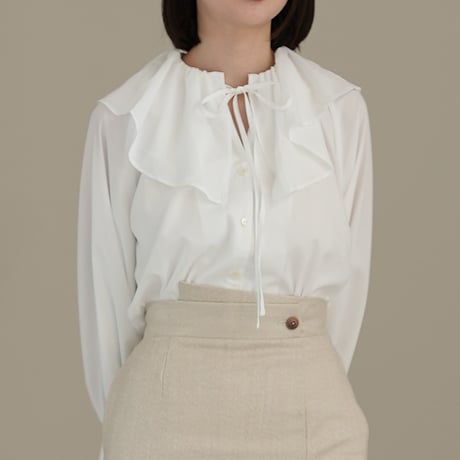 ladies Flare blouse / white