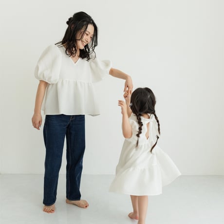kids Back ribbon dress / white
