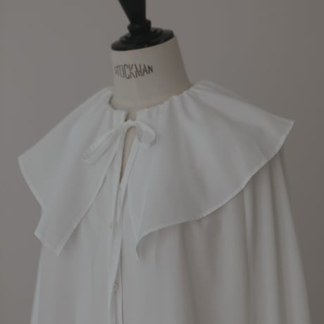 ladies Flare blouse / white