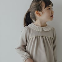 Petal / milk beige