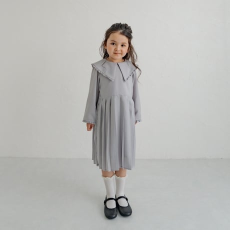 Lily / Pail blue