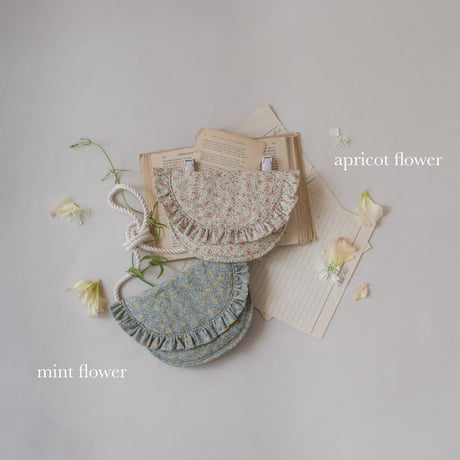 Pocket pouch / little flower