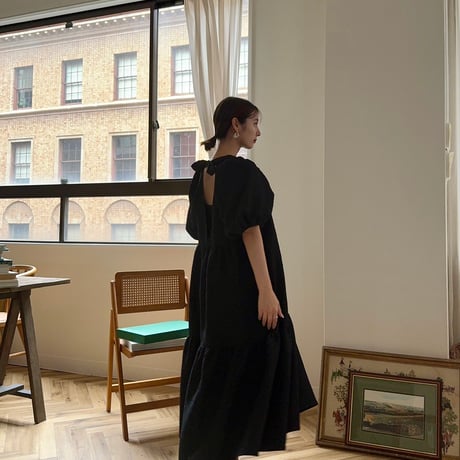ladies Back ribbon dress / black