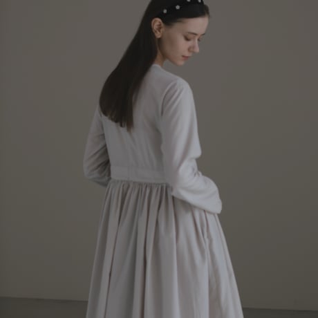 ladies Classical dress / beige