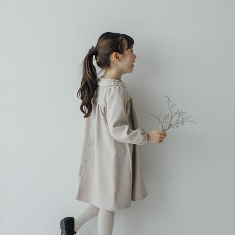 Petal / milk beige