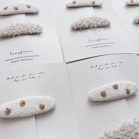 Oval pin 2 pc set / Milk & Powder petal