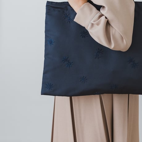 Embroidery bag / Navy