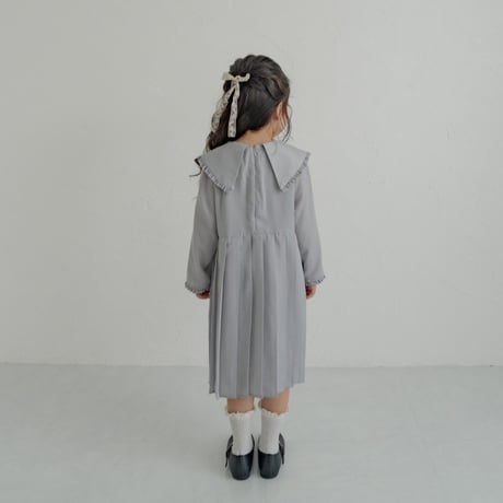 Lily / Pail blue
