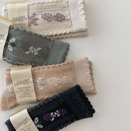 Collegien / Dalia - Jacquard Flower Knee-high Socks